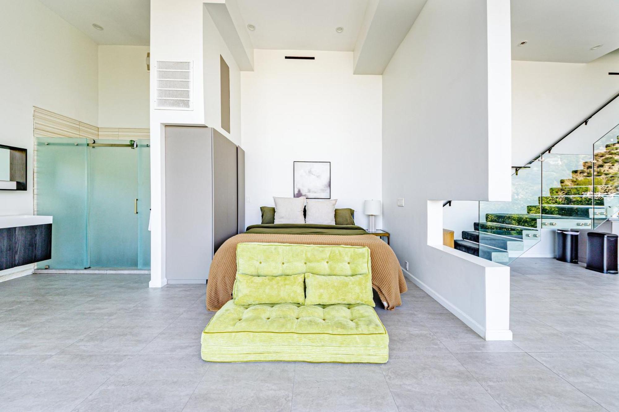 Elevate La - House With Infinity Pool Villa *